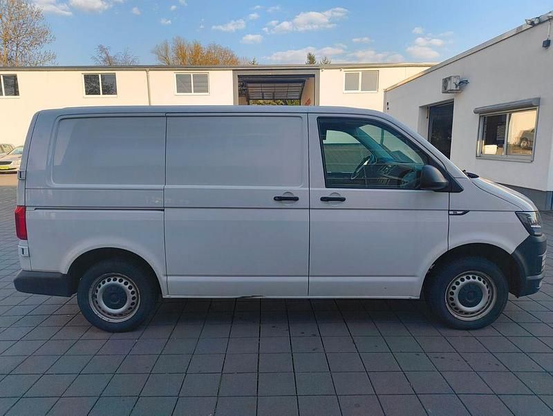 Gebraucht VW Transporter 102 PS (75 kW) 2020 Weiß Van