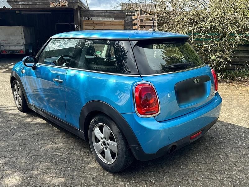 Gebraucht Mini ONE 102 PS (75 kW) 2017 Blau Kleinwagen