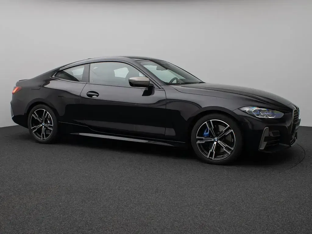 Gebraucht BMW M440 Performance 340 PS (250 kW) 2022 Saphirschwarz metallic475schwarz Limousine