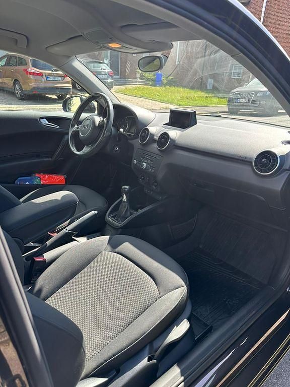 Gebraucht Audi A1 Ambition 86 PS (63 kW) 2011 Braun Kleinwagen