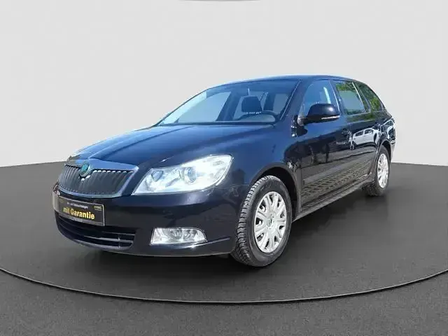 Gebraucht Skoda Octavia Ambition 122 PS (89 kW) 2012 Kombi
