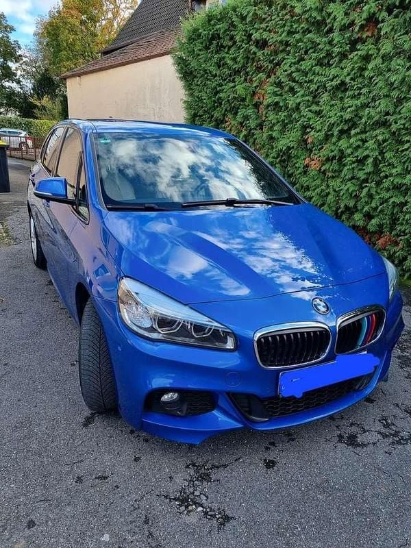 Gebraucht BMW 225 M Sport 224 PS (164 kW) 2017 Blau Van / Kleinbus