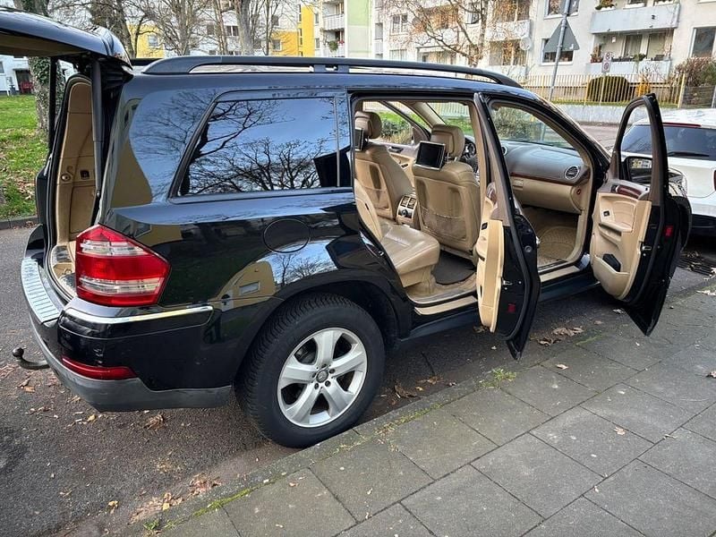 Gebraucht Mercedes GL320 224 PS (164 kW) 2009 Schwarz SUV