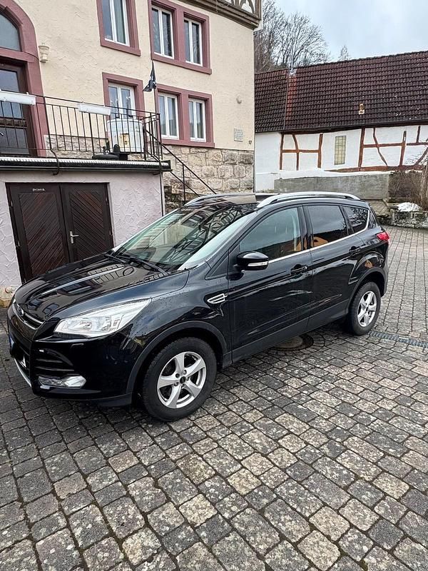 Gebraucht Ford Kuga 163 PS (119 kW) 2013 Schwarz SUV