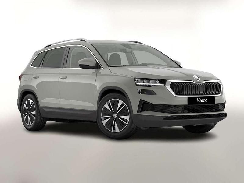 Graphitgrau metallic Neu 2025 Skoda Karoq Selection SUV | 32.600 € (Guter Preis) - Bild 1/4