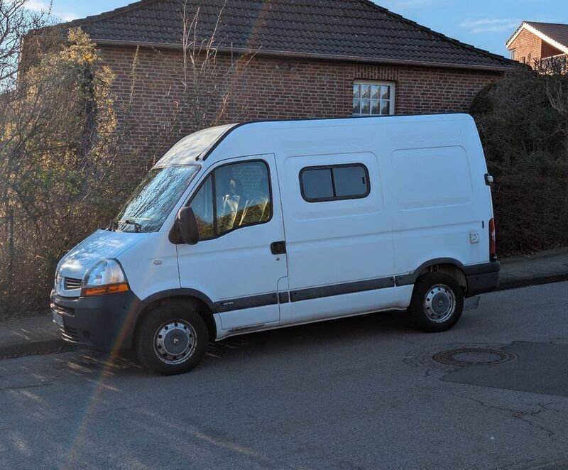 Weiß Gebraucht 2009 Renault Master Van | 16.980 € - Bild 1/4