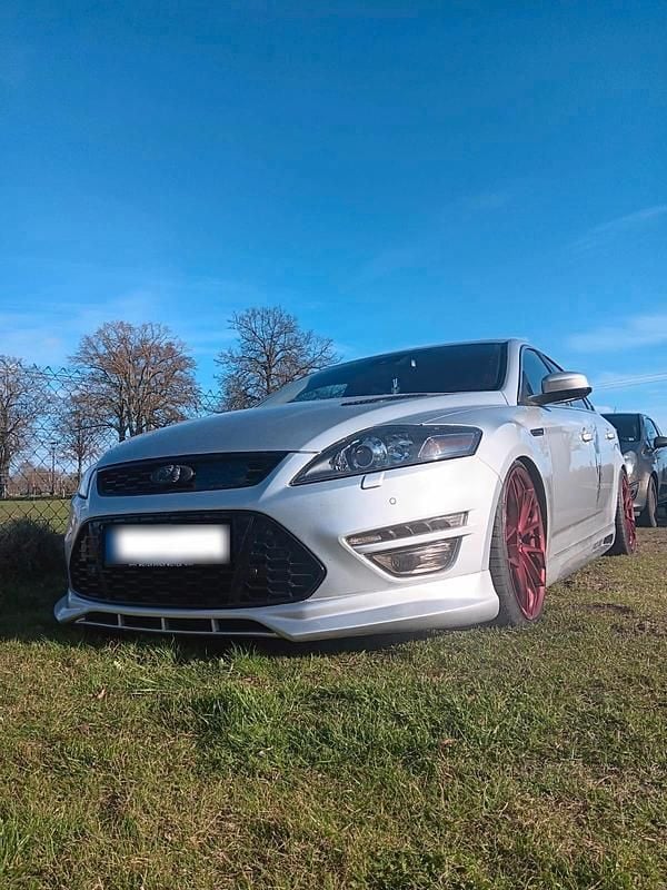 Gebraucht Ford Mondeo 239 PS (175 kW) 2012 Silber Limousine