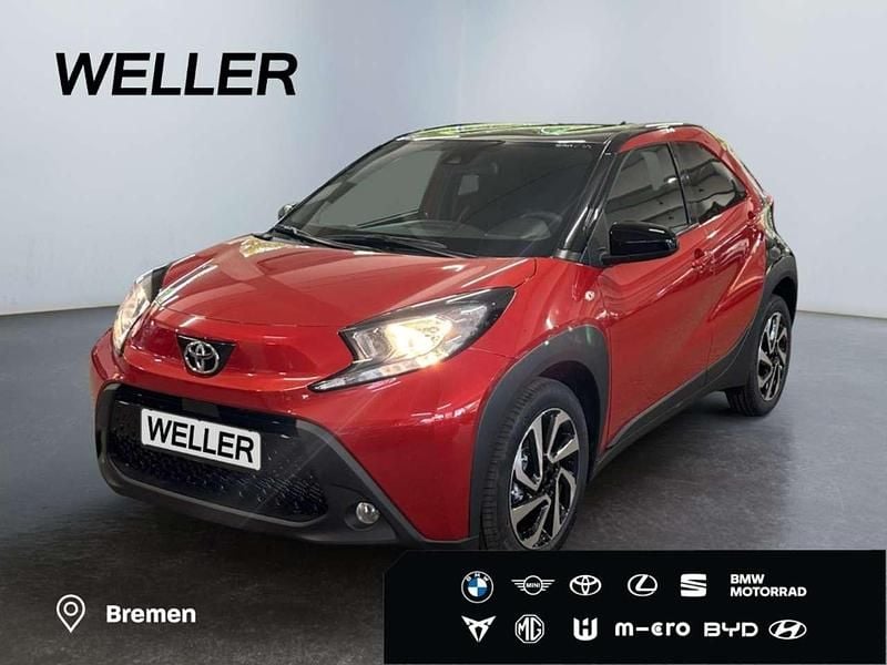 Rot Neu 2025 Toyota Aygo X SUV | 15.980 € (Guter Preis) - Bild 1/3