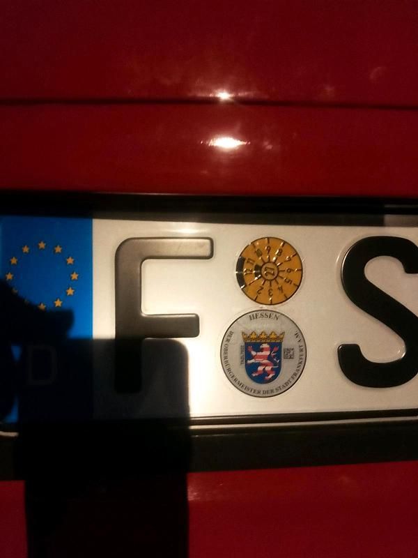 Rot Gebraucht 2002 Peugeot 206 CC Cabrio | 1.750 € - Bild 1/4