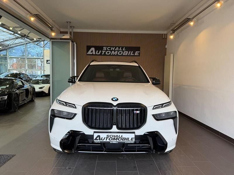 Gebraucht BMW X7 M Sport 530 PS (389 kW) 2023 Weiß SUV