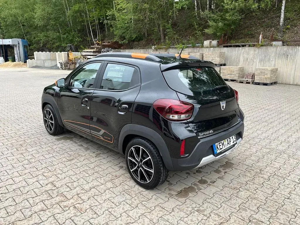 Gebraucht Dacia Spring Comfort Plus 33 kW (45 PS) 2022 Schwarz Kleinwagen