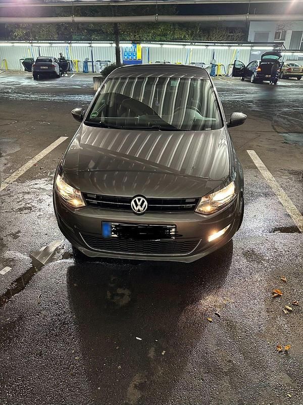 Gebraucht VW Polo Life 105 PS (77 kW) 2013 Grau Kleinwagen