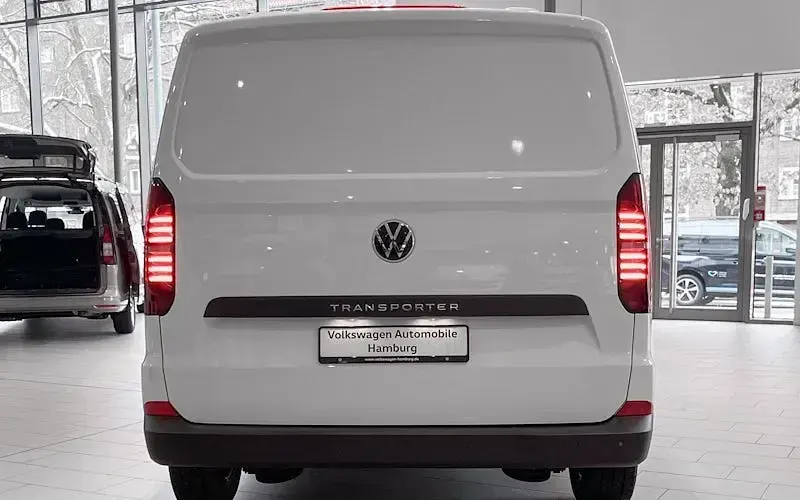 Neu VW T7 110 PS (80 kW) 2026 Weiß Van