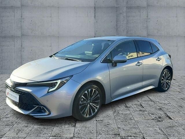Gebraucht Toyota Corolla Team 140 PS (102 kW) 2024 Silber Limousine