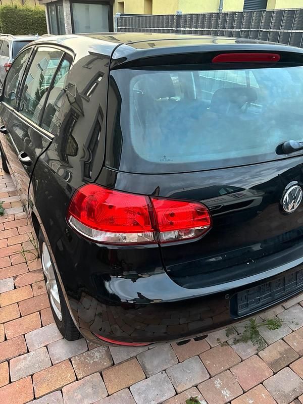 Schwarz Gebraucht 2010 VW Golf VI Kleinwagen | 3.200 € (Fairer Preis) - Bild 1/4