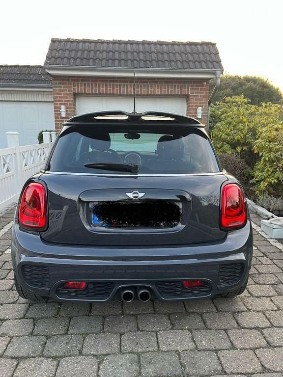 Grau Gebraucht 2017 Mini Cooper S Kleinwagen | 18.299 € (Fairer Preis) - Bild 1/4