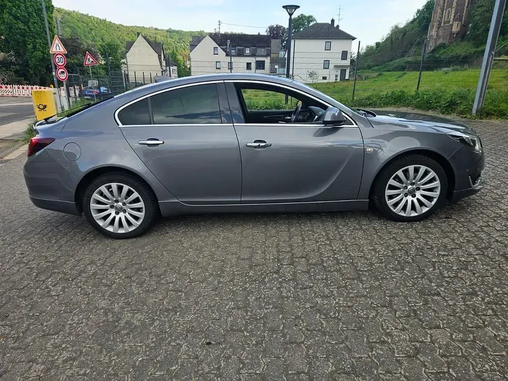 Gebraucht Opel Insignia Innovation 170 PS (125 kW) 2016 Grau Limousine