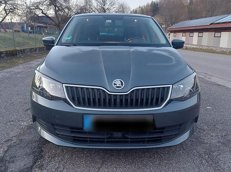 Gebraucht Skoda Fabia 90 PS (66 kW) 2015 Grau Kombi