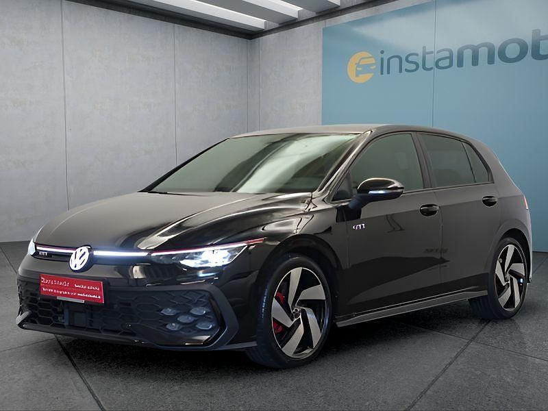 Schwarz Gebraucht 2024 VW Golf VIII Kleinwagen | 35.599 € (Guter Preis) - Bild 1/4