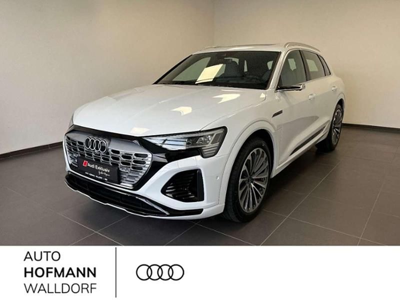 Weiß Gebraucht 2023 Audi Q8 e-tron S-Line SUV | 65.900 € (Teuer) - Bild 1/4