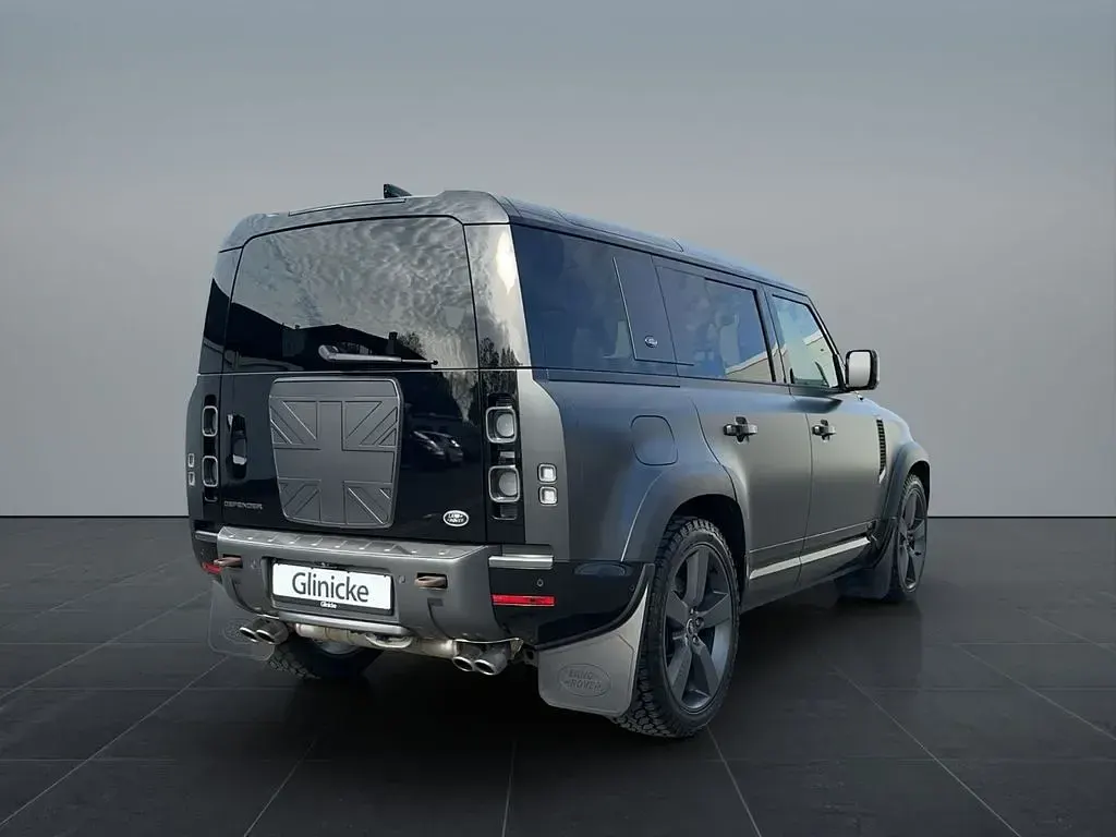 Gebraucht Land Rover Defender Carpathian Edition 532 PS (391 kW) 2023 Carpathian grey matt SUV