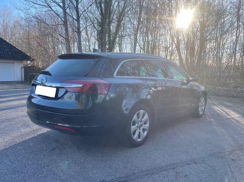 Gebraucht Opel Insignia 136 PS (100 kW) 2017 Grün Kombi