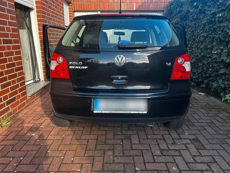 Schwarz Gebraucht 2004 VW Polo Kleinwagen | 1.200 € (Fairer Preis) - Bild 1/4