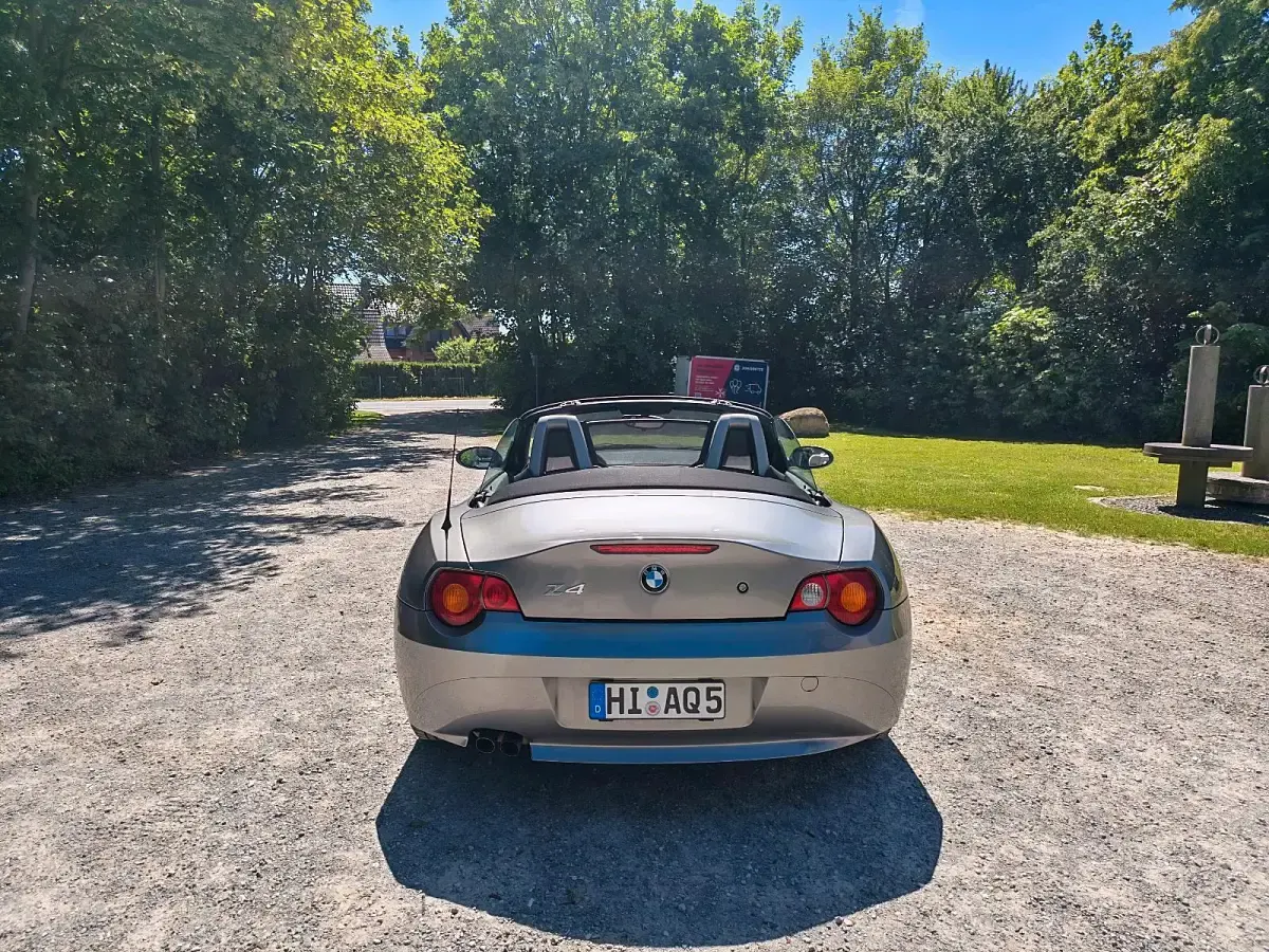 Gebraucht BMW Z4 194 PS (142 kW) 2004 Grau Cabrio