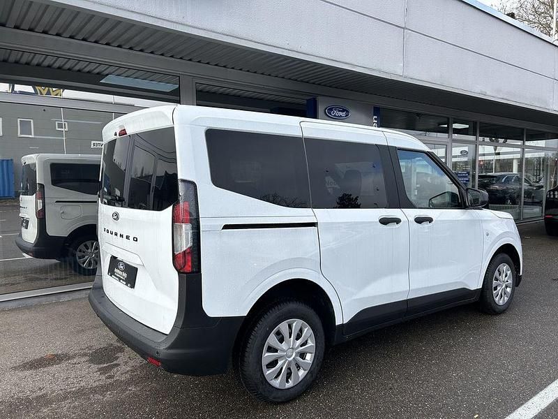 Neu Ford Tourneo Courier Trend 125 PS (91 kW) 2026 Weiß Van / Kleinbus