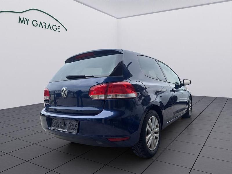Gebraucht VW Golf VI Style 86 PS (63 kW) 2011 Blau Kleinwagen