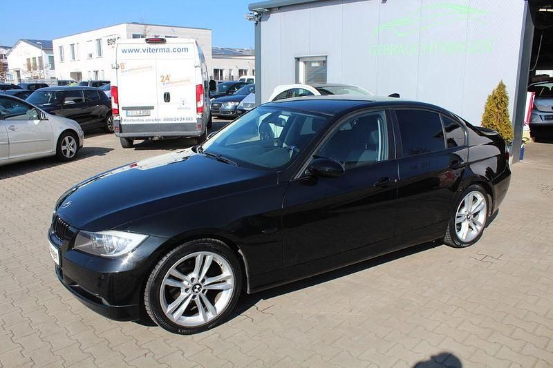 Gebraucht BMW 320 Shadowline 170 PS (125 kW) 2008 Schwarz Limousine