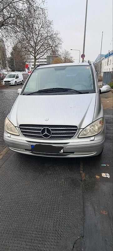 Silber Gebraucht 2004 Mercedes Viano Van / Kleinbus | 4.900 € (Superpreis) - Bild 1/4