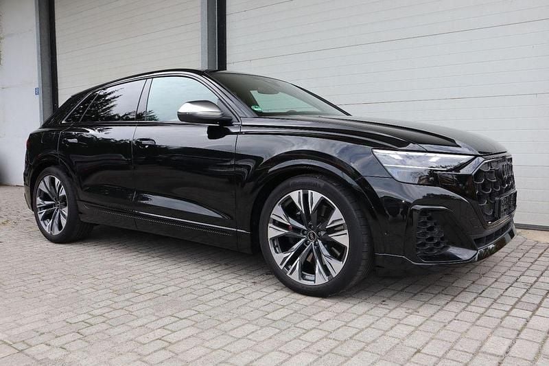 Schwarz Gebraucht 2024 Audi SQ8 Sport SUV | 87.000 € (Guter Preis) - Bild 1/4