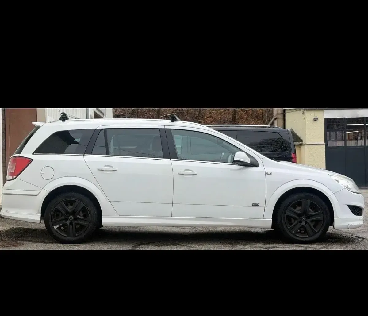 Gebraucht Opel Astra 116 PS (85 kW) 2010 Kombi