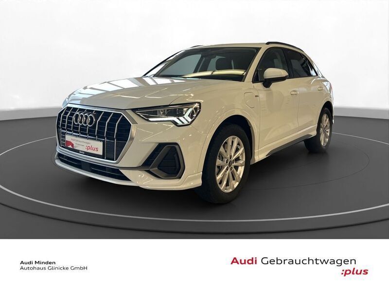 Weiß (gletscherweiß metallic) Gebraucht 2024 Audi Q3 S-Line SUV | 40.880 € (Fairer Preis) - Bild 1/4