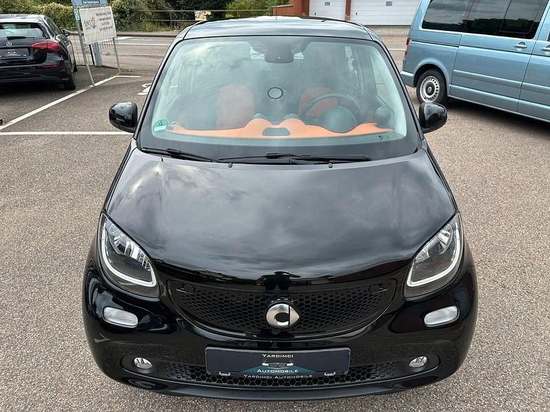 Gebraucht Smart ForFour Passion 90 PS (66 kW) 2015 Schwarz Kleinwagen