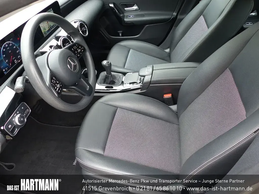 Gebraucht Mercedes CLA180 136 PS (100 kW) 2020 Mojavesilber metallic Limousine