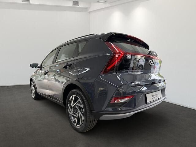 Neu Hyundai Bayon Trend 101 PS (74 kW) 2025 Purple (aurora grey / met) SUV
