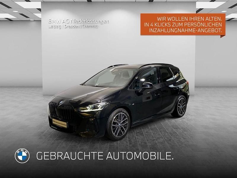 Schwarz Gebraucht 2022 BMW 218 Active Tourer M Sport Van / Kleinbus | 27.711 € (Etwas zu teuer) - Bild 1/4