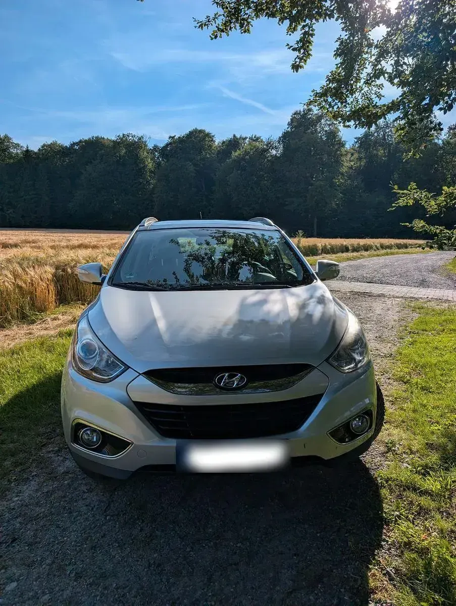 Gebraucht Hyundai ix35 136 PS (100 kW) 2013 Silber SUV