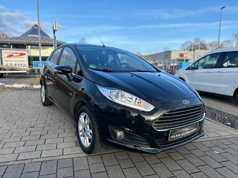 Gebraucht Ford Fiesta Titanium 125 PS (91 kW) 2017 Schwarz Kleinwagen