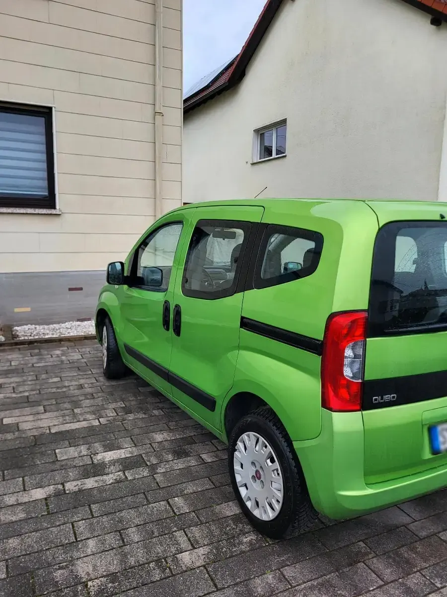 Gebraucht Fiat Qubo Trekking 75 PS (55 kW) 2009 Grün Van / Kleinbus