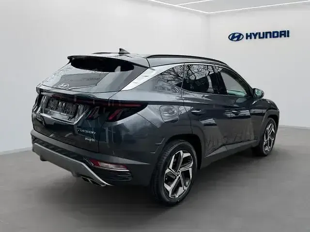 Gebraucht Hyundai Tucson Trend 265 PS (194 kW) 2024 Grau SUV