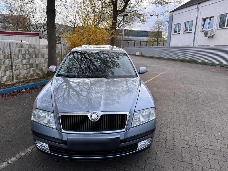 Gebraucht Skoda Octavia 116 PS (85 kW) 2005 Grau Limousine