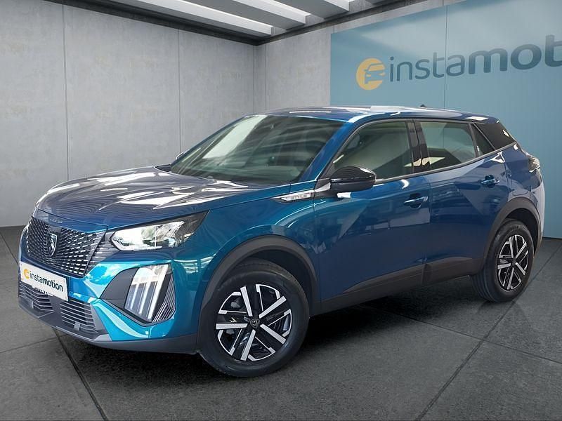 Blau Neu 2025 Peugeot 2008 Style SUV | 26.749 € (Teuer) - Bild 1/4