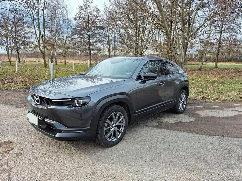 Grau Gebraucht 2021 Mazda MX30 Ad'Vantage SUV | 17.550 € (Teuer) - Bild 1/4