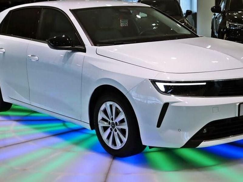 Gebraucht Opel Astra Elegance 131 PS (96 kW) 2023 Weiss Limousine