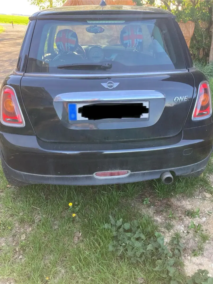 Gebraucht Mini ONE 98 PS (72 kW) 2009 Schwarz Kleinwagen