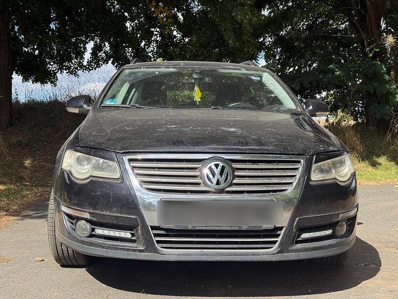 Schwarz Gebraucht 2006 VW Passat Kombi | 1.800 € (Fairer Preis) - Bild 1/4