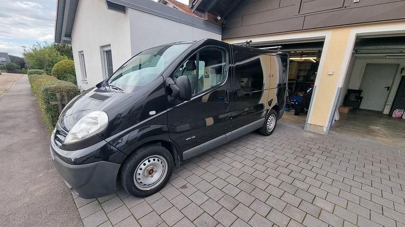 Schwarz Gebraucht 2007 Nissan Primastar Van / Kleinbus | 13.500 € - Bild 1/4